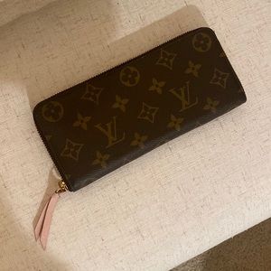 Louis Vuitton clémence wallet in Rose Ballerine Monogram style